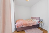 Schlafzimmer - **Kapitalanleger aufgepasst** Neuwertige, vermietete 1,5 Zimmer Wohnung, 36 m²/Loggia + TG in Aubing