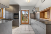 Küche - Planegg vom Feinsten: Großes Einfamilienhaus mit ca. 180 m² auf ca. 880 m² großem Grundstück, 1992
