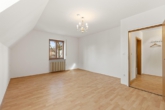 Schlafzimmer 3 im OG - EFH: Raumwunder auf sehr großem Grundstück in Planegg, 6 SZ, 2 Bäder, Sauna, Wärmepumpe, sofort frei