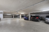 Tiefgarage - Obermenzing vom Feinsten: Dreizimmer-EG-Wohnung ca. 92 m² Wfl., 2 Bäder, Parkett, TG-Stellpl. inkl.